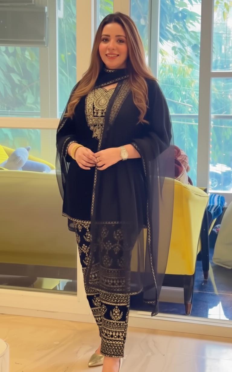 Stylish Black Velvet Embroidery Suit Set for Weddings, Parties, and Festive Occasions