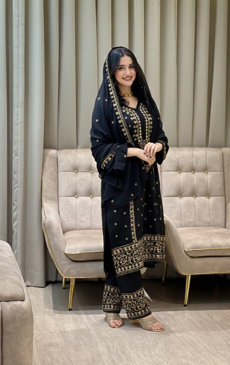 Black Heavy Embroidered Pakistani Shalwar kameez Suit Set with Matching Dupatta