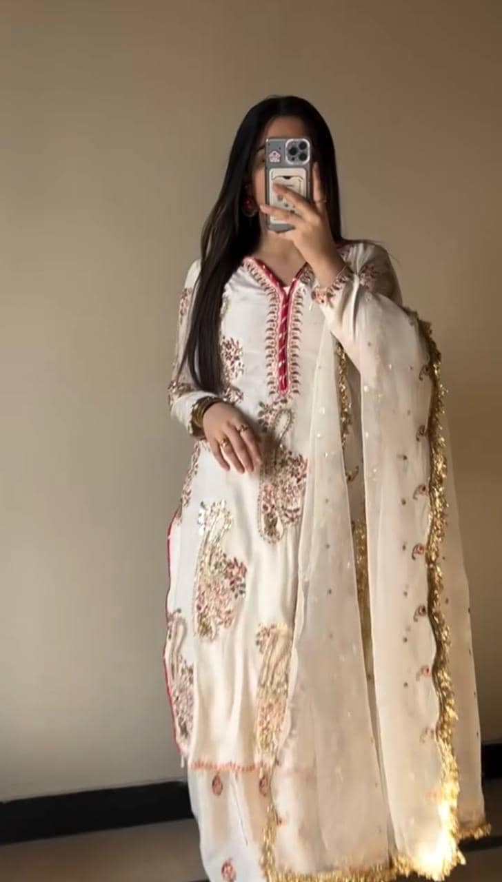 Elegant White kurta & Palazzo Set For Women With Intricate Embroidery - Women's Ethnic Wear