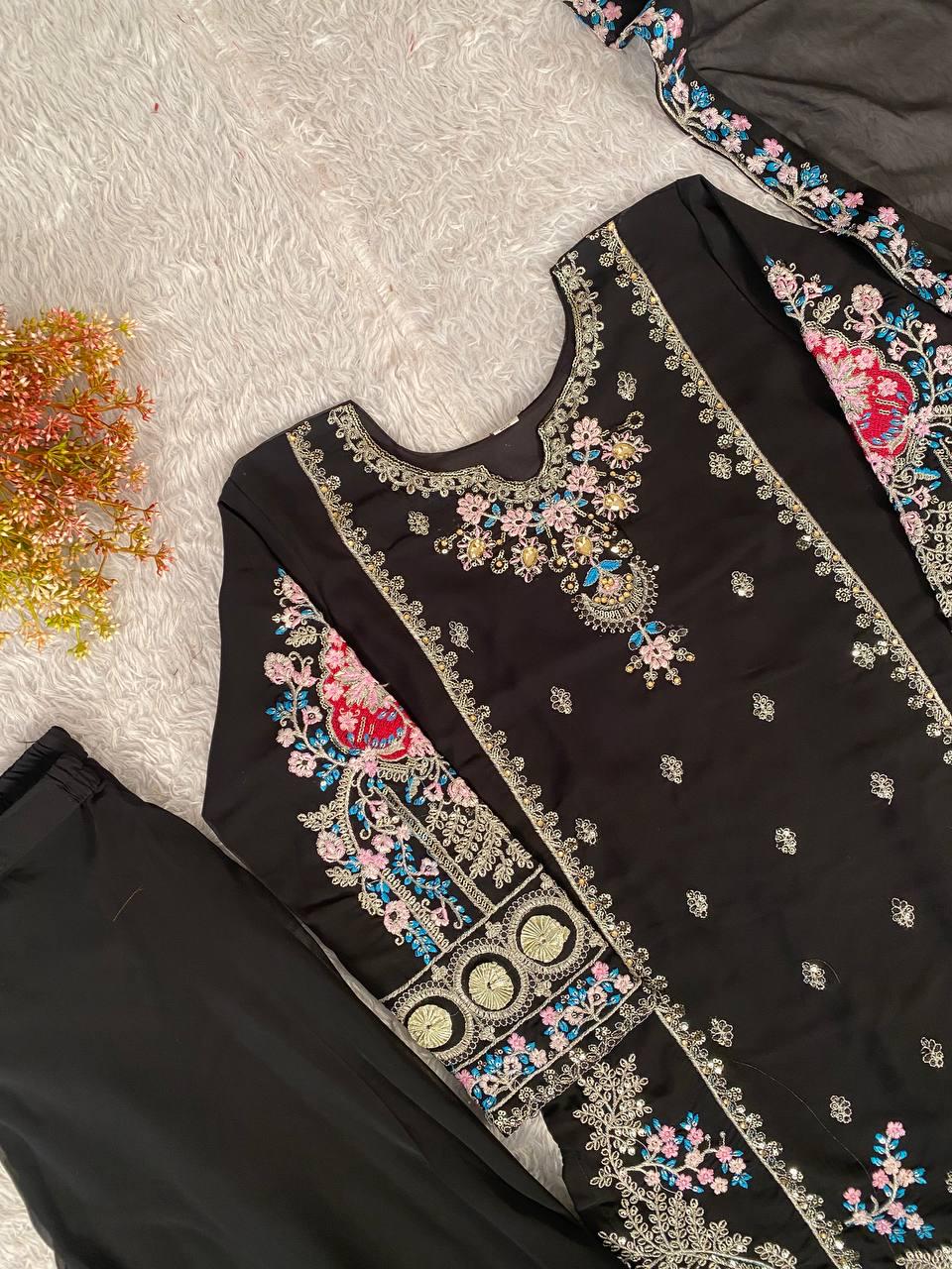 Pakistani Black Loomeera Kurti & Palazzo Dupatta Suit With Embroidered Dress