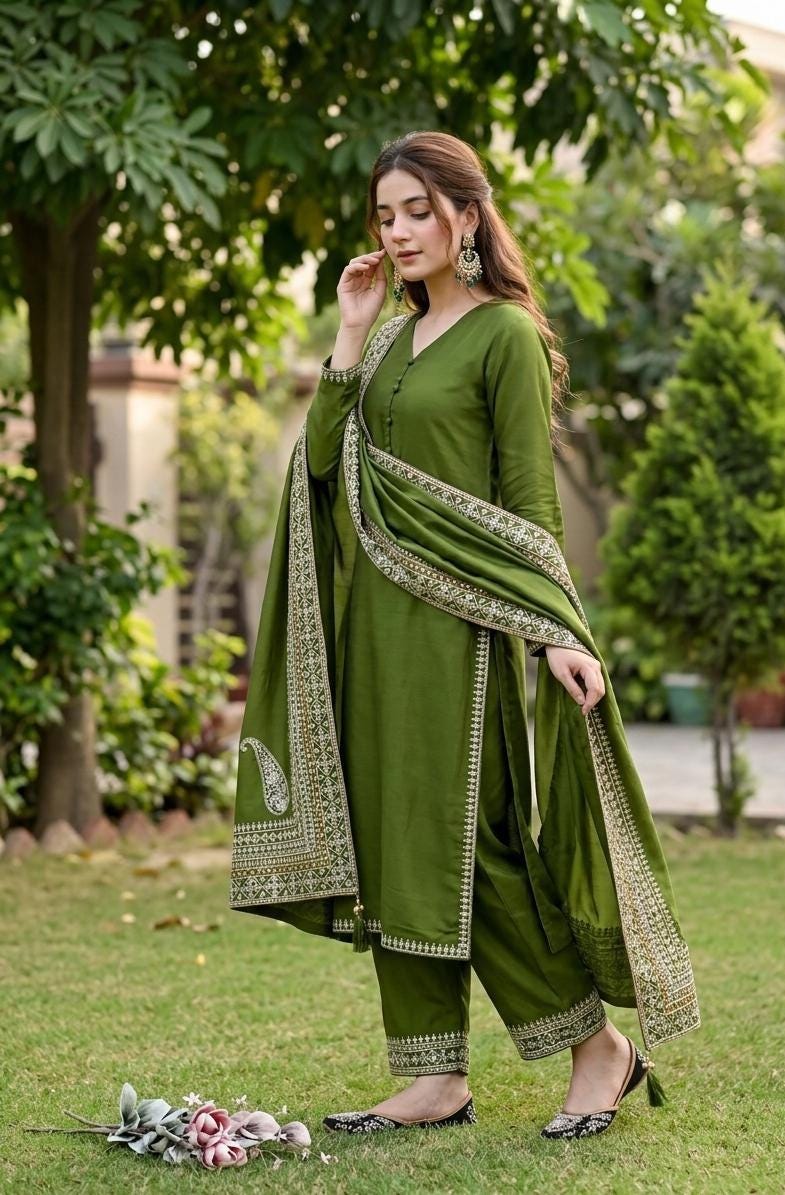 Green Eid Wear Heavy Embroidery Roman Silk 3 Piece Suit Set for Women